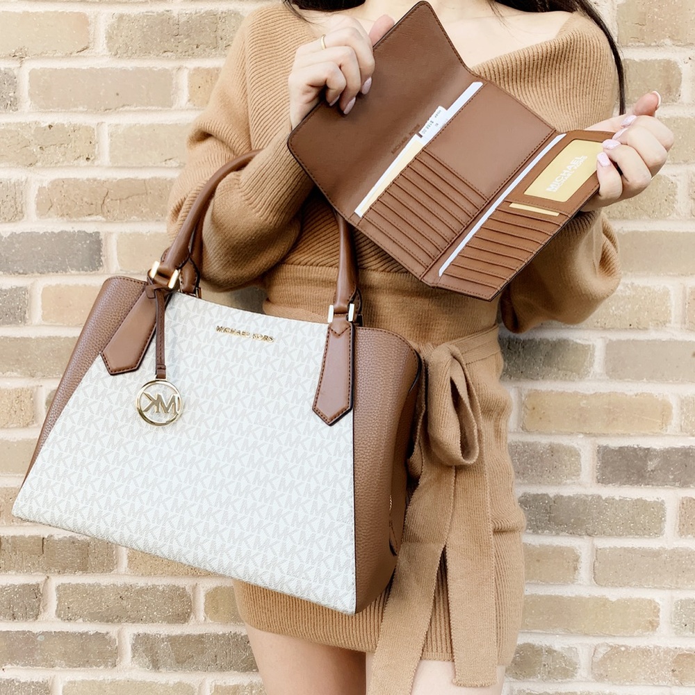 ‼️SALE‼️ Michael Kors Satchel Wallet SET - Picture 2 of 8